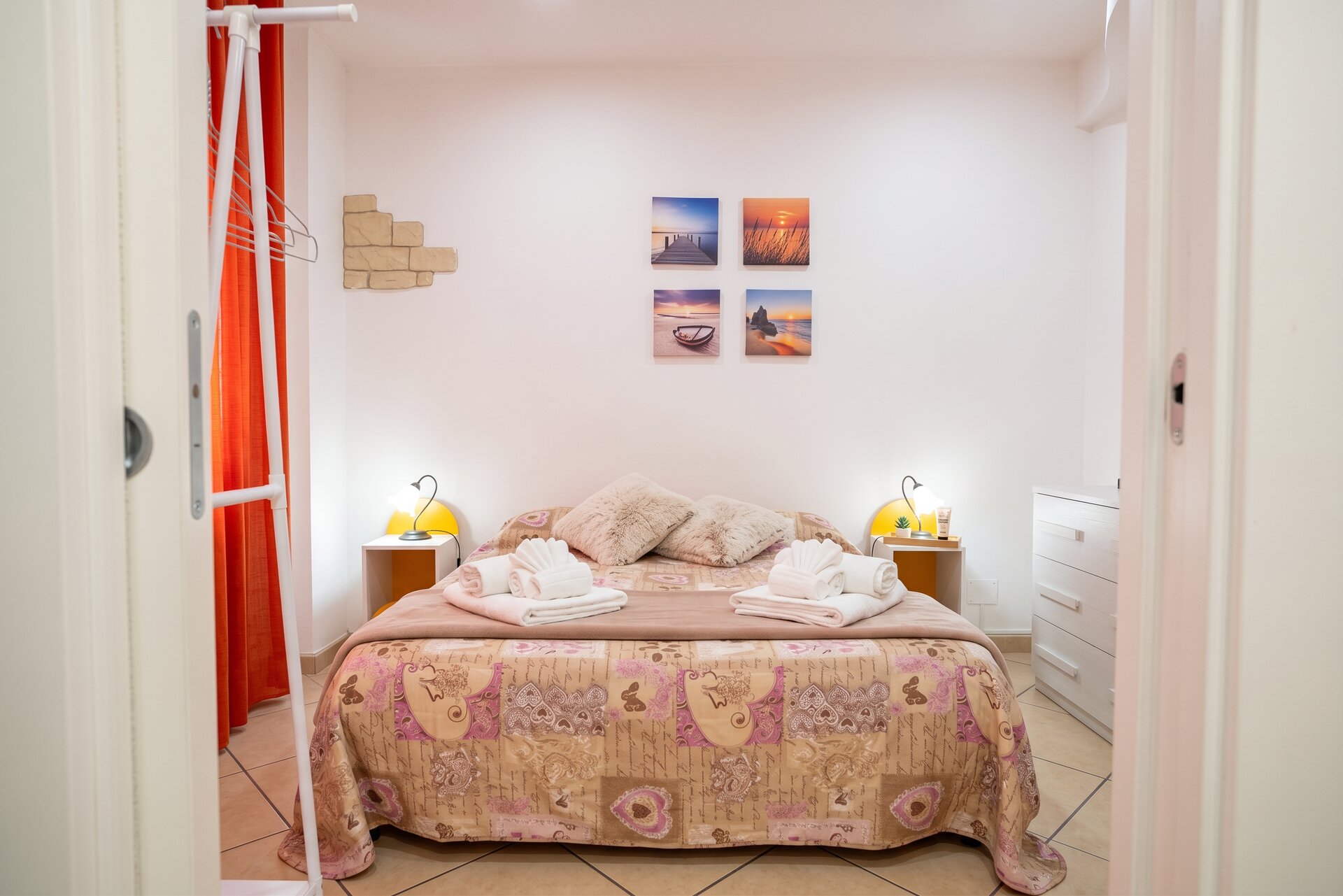 Casa Linda Rozzano — camera con bagno privato